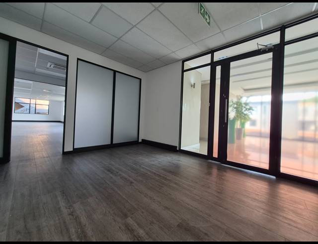 469M² OFFICE TO LET IN RIVONIA